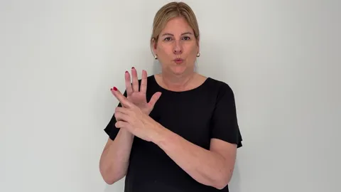The Auslan fingerspelling handshape for the letter U
